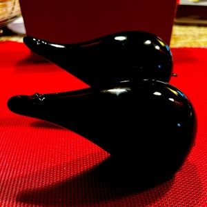 Pair black amethysts figurines